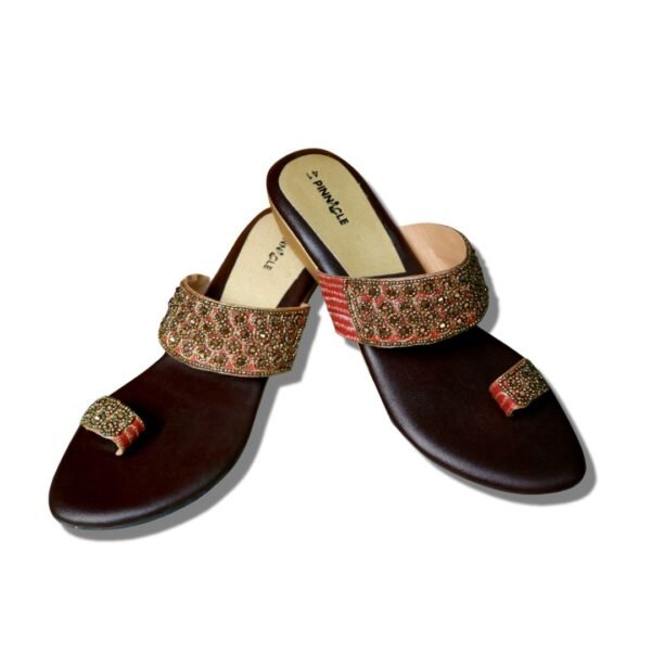 Ladies Mid Heel sandal